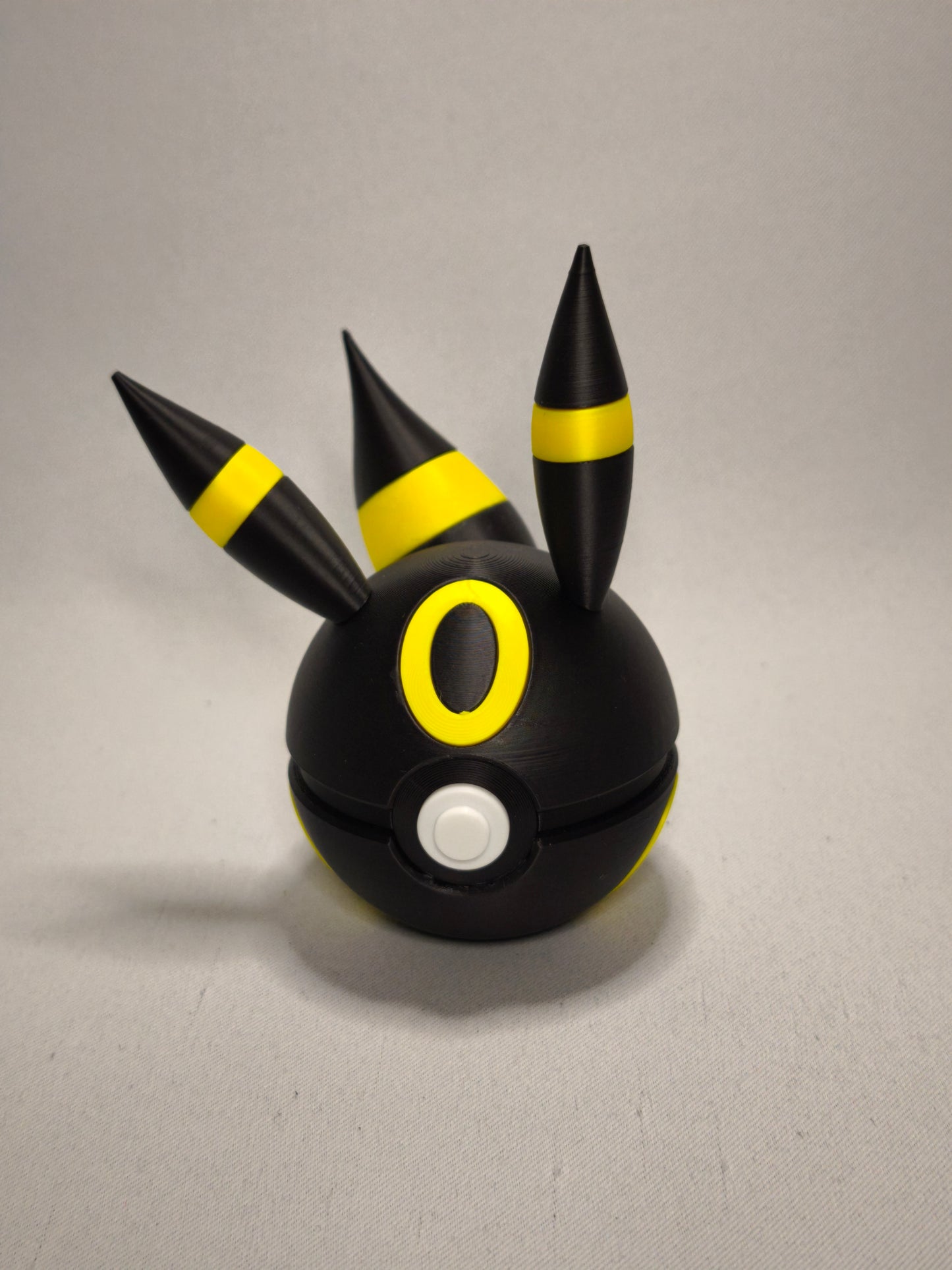 Pack de 9 pokeballs Evoli et ses évolutions avec support d'exposition - Attrapez-les Tous avec Style !