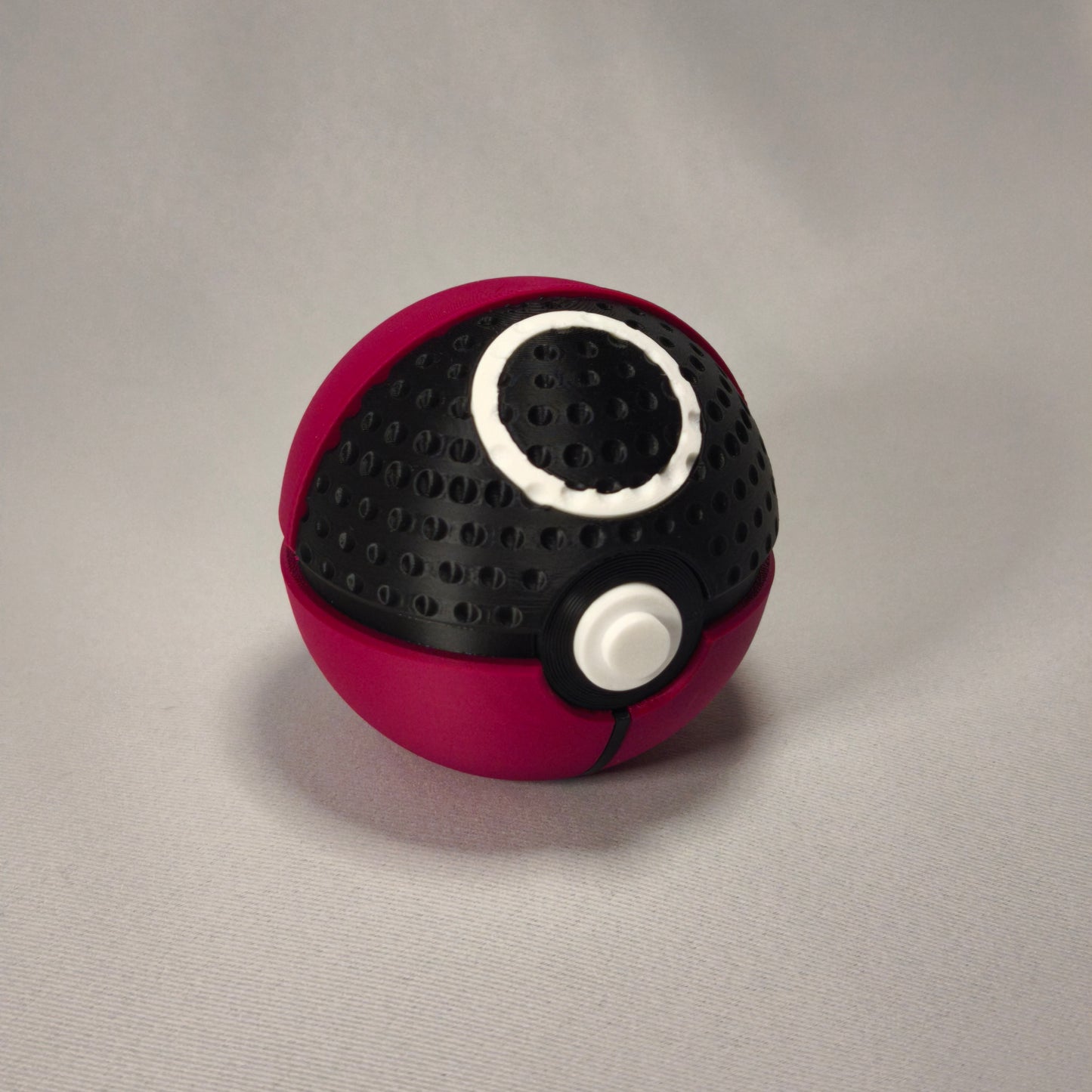 MS3D Ball Trio de Gardes de Squid Game avec support triple – L’univers du jeu entre dans votre collection !