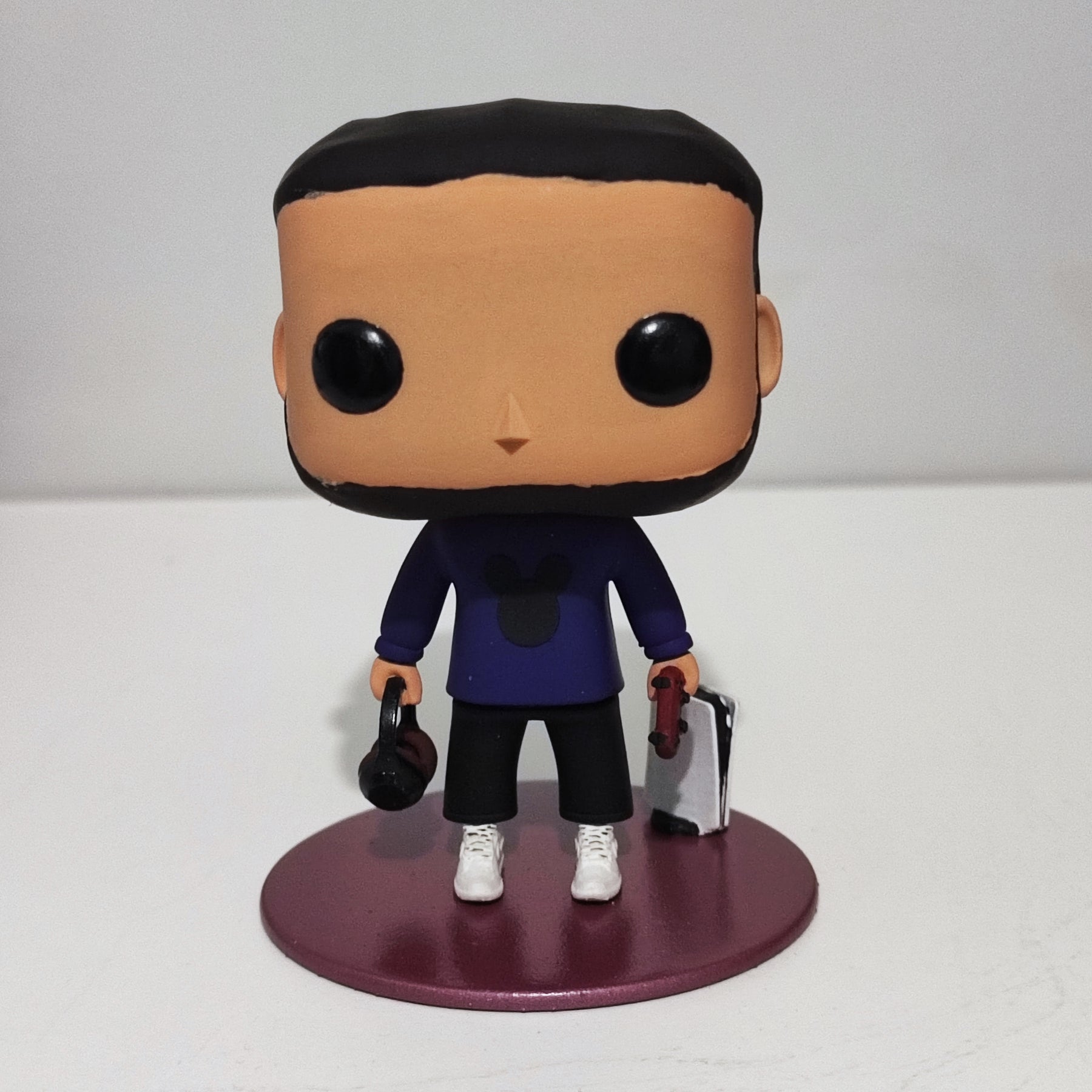 Figurine personnalisée style pop en résine