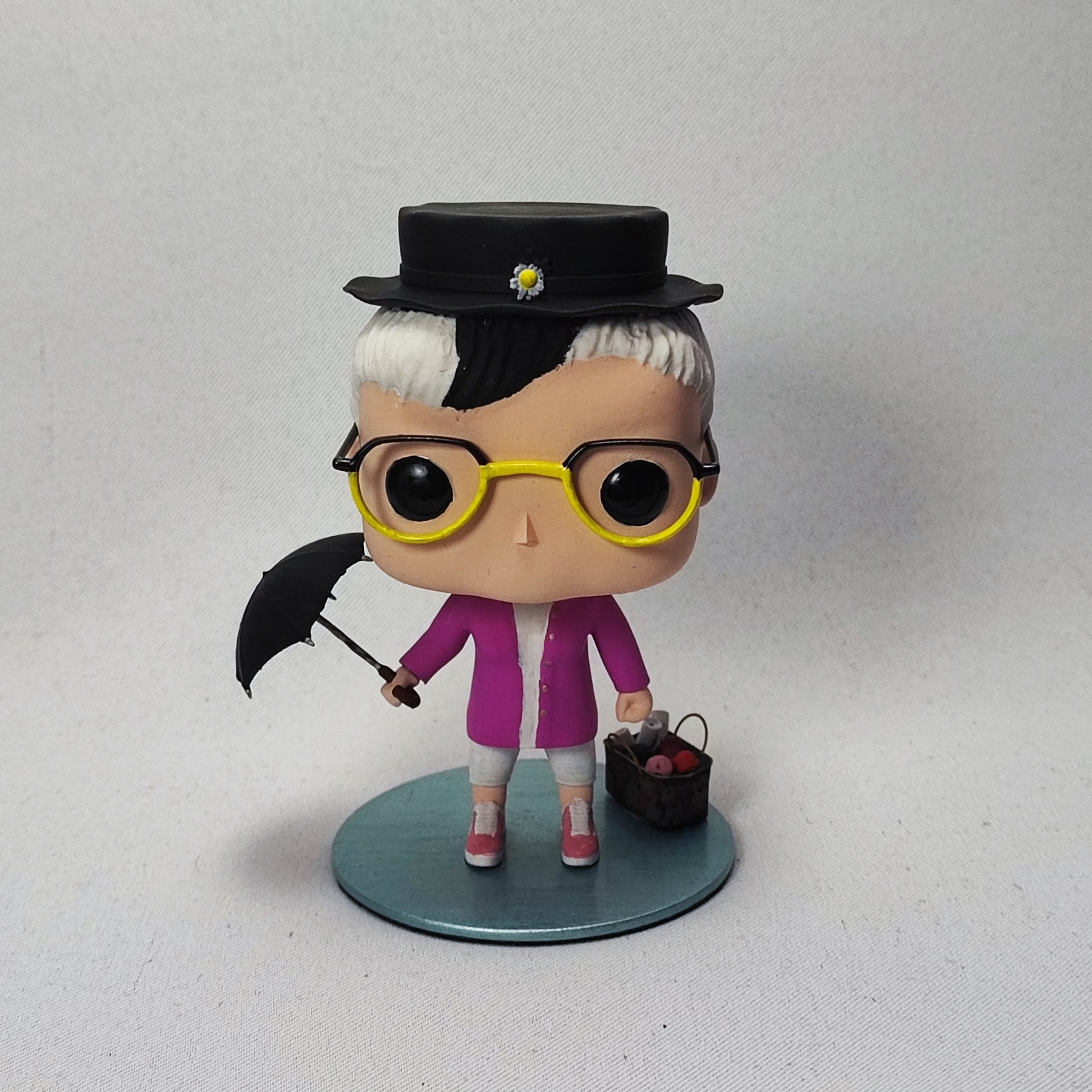 Figurine personnalisée style pop en résine